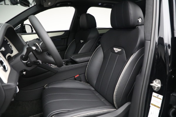 New 2023 Bentley Bentayga V8 for sale $238,470 at Maserati of Westport in Westport CT 06880 20
