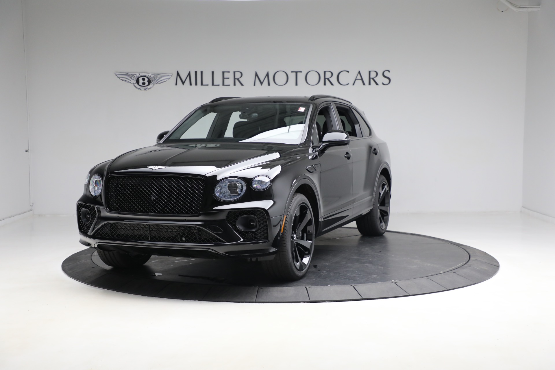 New 2023 Bentley Bentayga V8 for sale $238,470 at Maserati of Westport in Westport CT 06880 1
