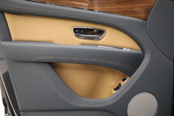 New 2023 Bentley Bentayga V8 for sale $230,170 at Maserati of Westport in Westport CT 06880 16
