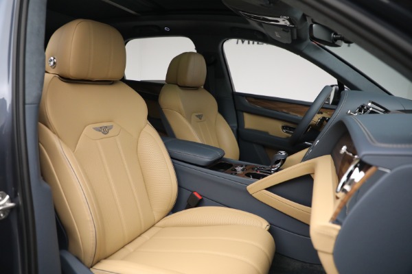 New 2023 Bentley Bentayga V8 for sale $230,170 at Maserati of Westport in Westport CT 06880 27
