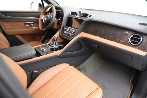 New 2023 Bentley Bentayga EWB Azure V8 for sale $274,655 at Maserati of Westport in Westport CT 06880 27