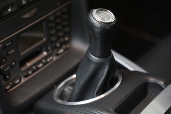 Used 2005 Aston Martin V12 Vanquish S for sale $199,900 at Maserati of Westport in Westport CT 06880 21