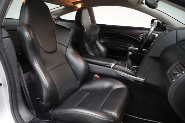 Used 2005 Aston Martin V12 Vanquish S for sale $199,900 at Maserati of Westport in Westport CT 06880 25