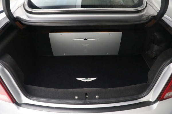 Used 2005 Aston Martin V12 Vanquish S for sale $199,900 at Maserati of Westport in Westport CT 06880 26