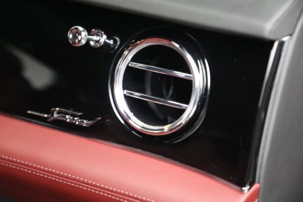 Used 2022 Bentley Bentayga Speed for sale $259,900 at Maserati of Westport in Westport CT 06880 28