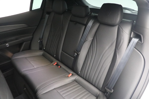 New 2023 Maserati Grecale GT for sale $71,497 at Maserati of Westport in Westport CT 06880 15