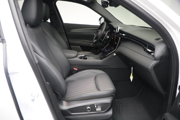 New 2023 Maserati Grecale GT for sale $71,497 at Maserati of Westport in Westport CT 06880 17