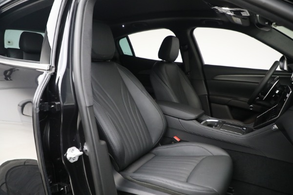 New 2023 Maserati Grecale GT for sale $70,347 at Maserati of Westport in Westport CT 06880 18