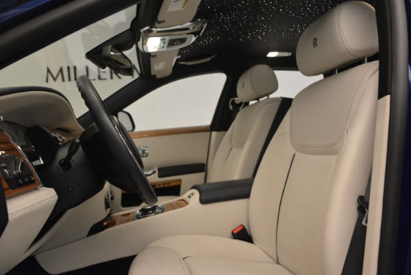 Used 2016 ROLLS-ROYCE GHOST SERIES II for sale Sold at Maserati of Westport in Westport CT 06880 21