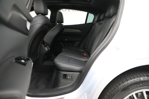 New 2023 Maserati Grecale GT for sale $70,197 at Maserati of Westport in Westport CT 06880 16