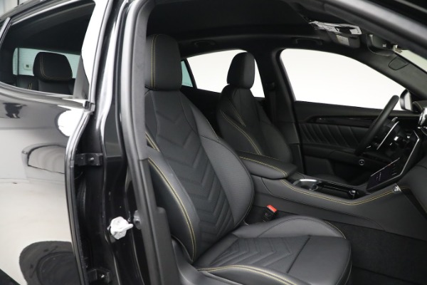 New 2023 Maserati Grecale Modena for sale $86,457 at Maserati of Westport in Westport CT 06880 17