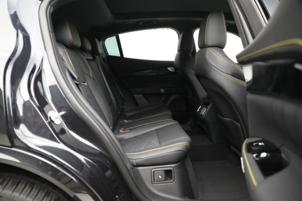 New 2023 Maserati Grecale Modena for sale $86,457 at Maserati of Westport in Westport CT 06880 18
