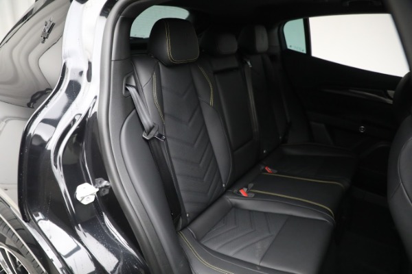 New 2023 Maserati Grecale Modena for sale $86,457 at Maserati of Westport in Westport CT 06880 19