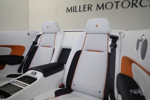 Used 2019 Rolls-Royce Dawn for sale $329,900 at Maserati of Westport in Westport CT 06880 27