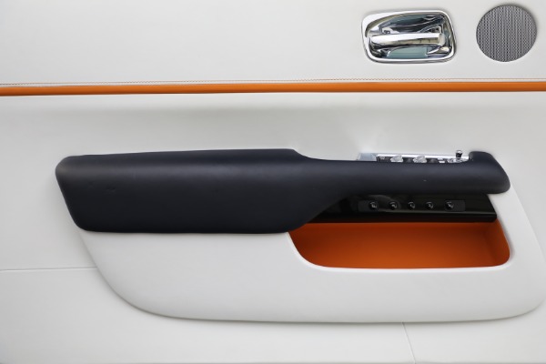 Used 2019 Rolls-Royce Dawn for sale $329,900 at Maserati of Westport in Westport CT 06880 28