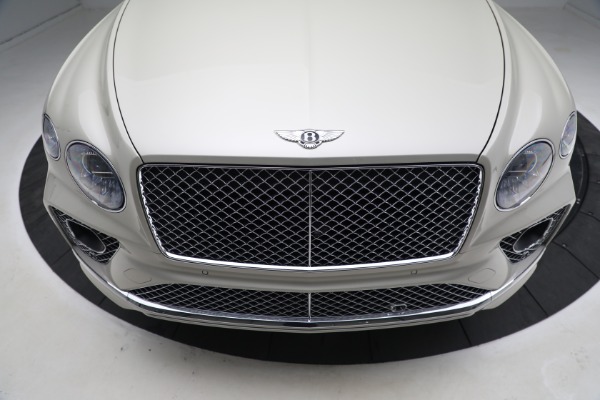 Used 2022 Bentley Bentayga V8 for sale $205,900 at Maserati of Westport in Westport CT 06880 15