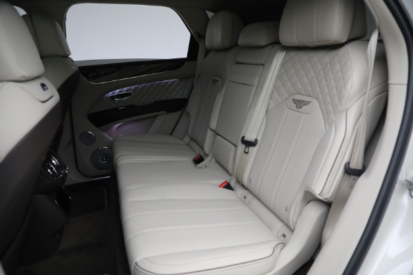 Used 2022 Bentley Bentayga V8 for sale Sold at Maserati of Westport in Westport CT 06880 24