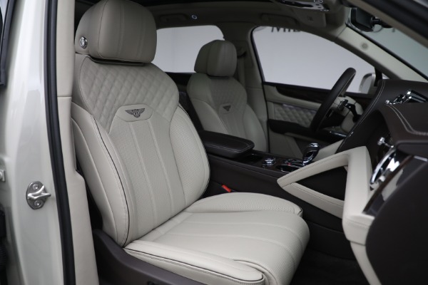Used 2022 Bentley Bentayga V8 for sale $205,900 at Maserati of Westport in Westport CT 06880 28
