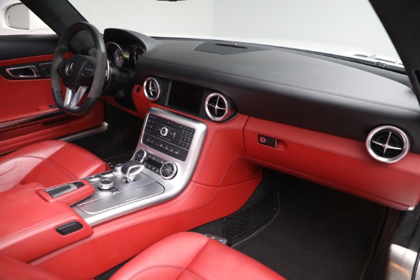 Used 2012 Mercedes-Benz SLS AMG for sale $149,900 at Maserati of Westport in Westport CT 06880 22