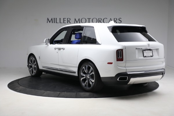 Used 2022 Rolls-Royce Cullinan for sale $335,900 at Maserati of Westport in Westport CT 06880 9