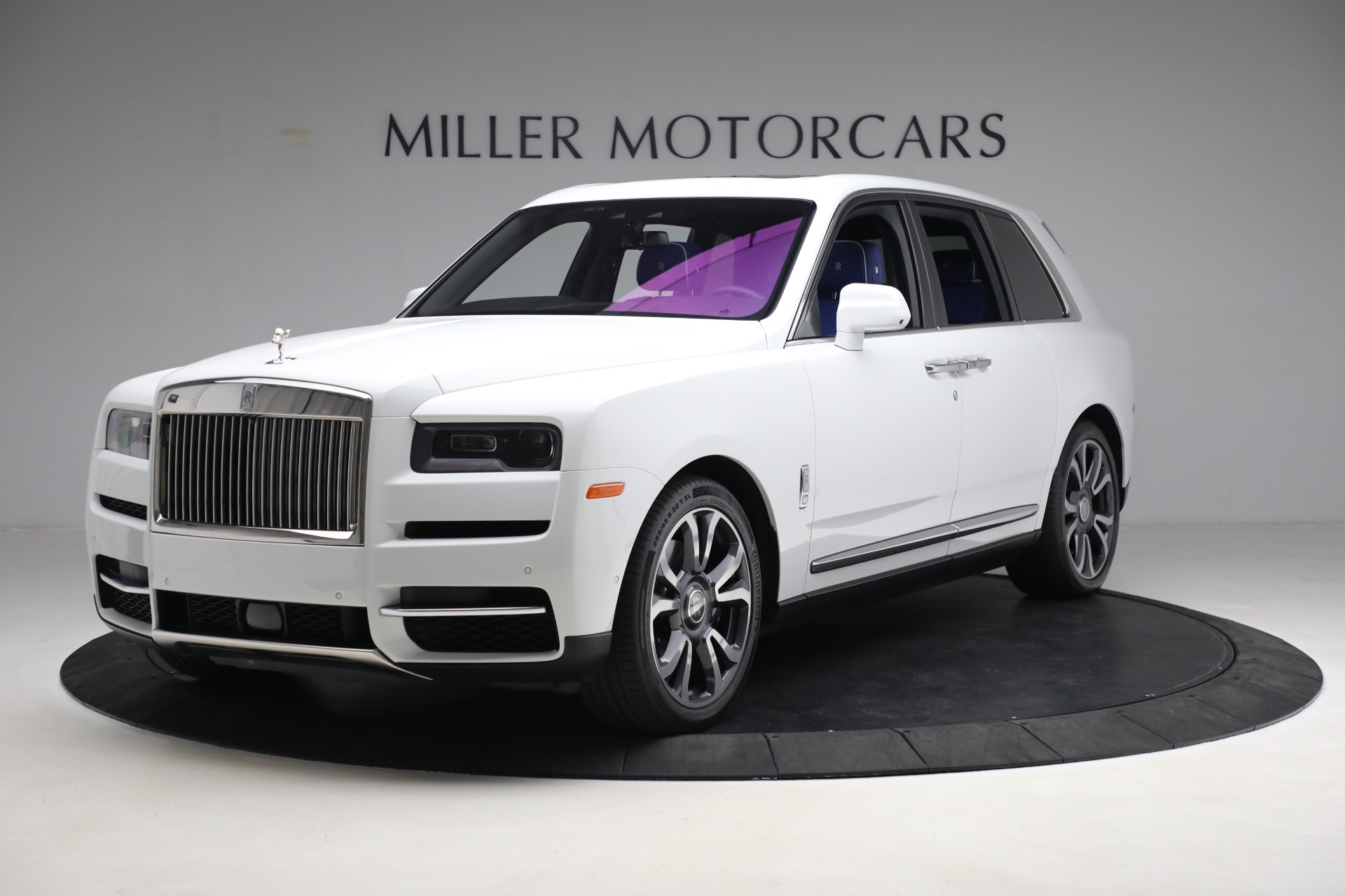 Used 2022 Rolls-Royce Cullinan for sale Sold at Maserati of Westport in Westport CT 06880 1