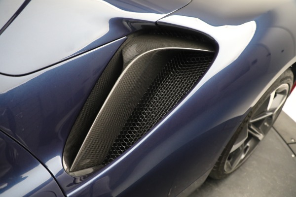 Used 2022 Ferrari SF90 Spider for sale $859,900 at Maserati of Westport in Westport CT 06880 28