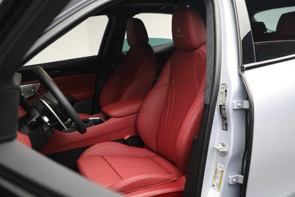 New 2023 Maserati Grecale Modena for sale $90,197 at Maserati of Westport in Westport CT 06880 13