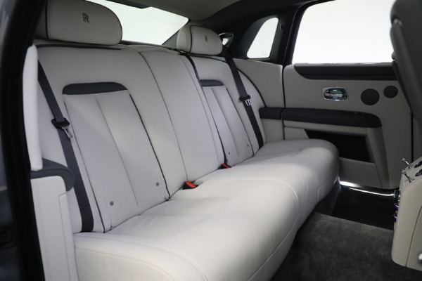 Used 2022 Rolls-Royce Ghost for sale $365,900 at Maserati of Westport in Westport CT 06880 26