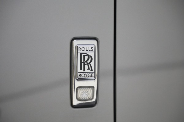 Used 2022 Rolls-Royce Ghost for sale $365,900 at Maserati of Westport in Westport CT 06880 27