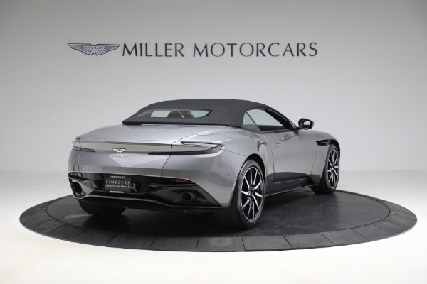 Used 2019 Aston Martin DB11 Volante for sale $139,900 at Maserati of Westport in Westport CT 06880 16