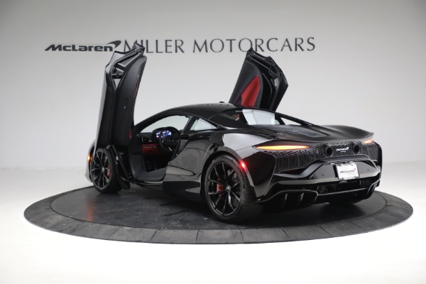 New 2023 McLaren Artura TechLux for sale $274,210 at Maserati of Westport in Westport CT 06880 14