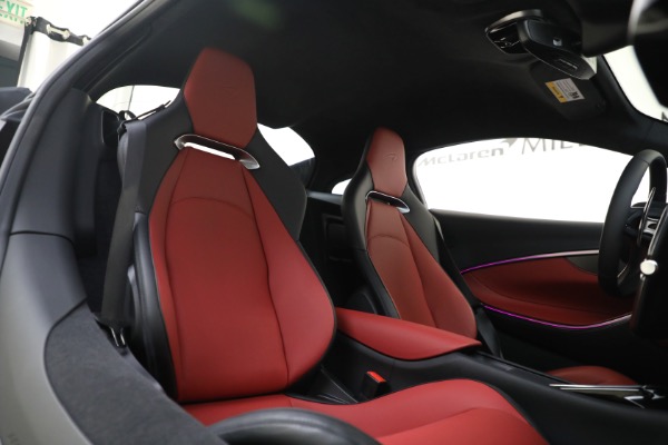 New 2023 McLaren Artura TechLux for sale $274,210 at Maserati of Westport in Westport CT 06880 22
