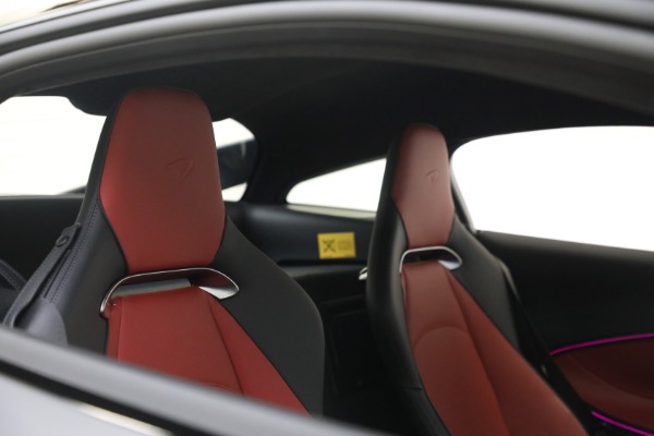 New 2023 McLaren Artura TechLux for sale $274,210 at Maserati of Westport in Westport CT 06880 24