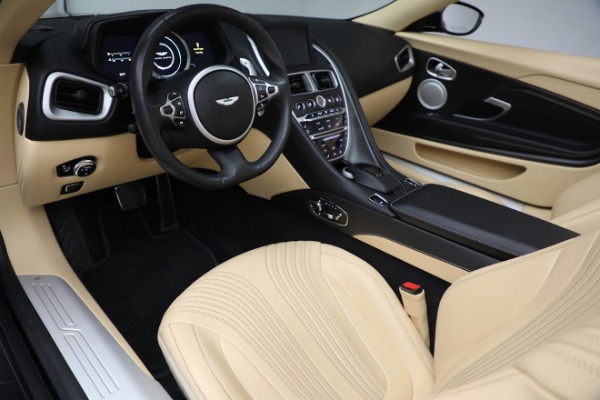 Used 2019 Aston Martin DB11 Volante for sale $139,900 at Maserati of Westport in Westport CT 06880 18