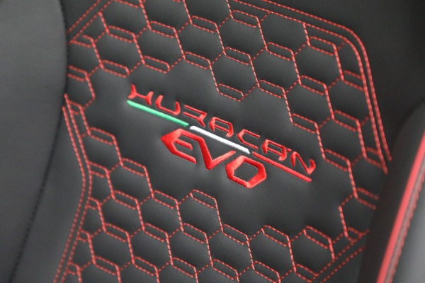 Used 2021 Lamborghini Huracan LP 610-2 EVO Spyder for sale Call for price at Maserati of Westport in Westport CT 06880 26