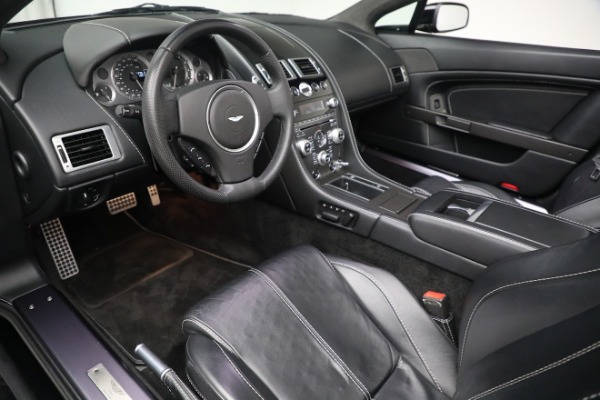 Used 2009 Aston Martin V8 Vantage Roadster for sale $59,900 at Maserati of Westport in Westport CT 06880 19