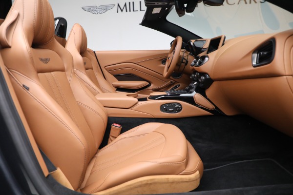 New 2023 Aston Martin Vantage V8 for sale $201,486 at Maserati of Westport in Westport CT 06880 28