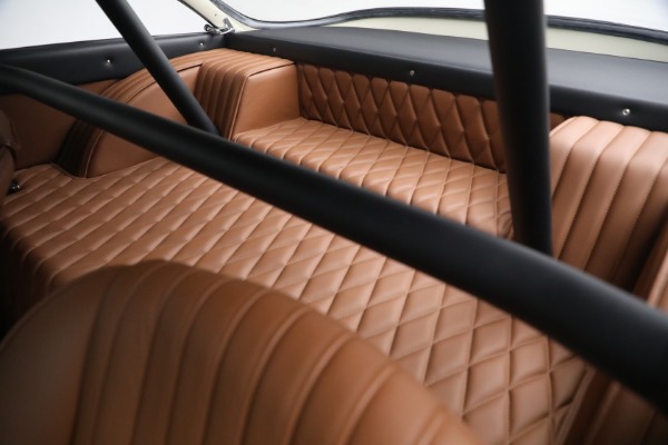 Used 1964 Ferrari 250 GT Lusso for sale $1,899,000 at Maserati of Westport in Westport CT 06880 19