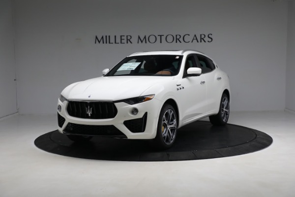 New 2023 Maserati Levante Modena for sale $110,585 at Maserati of Westport in Westport CT 06880 1