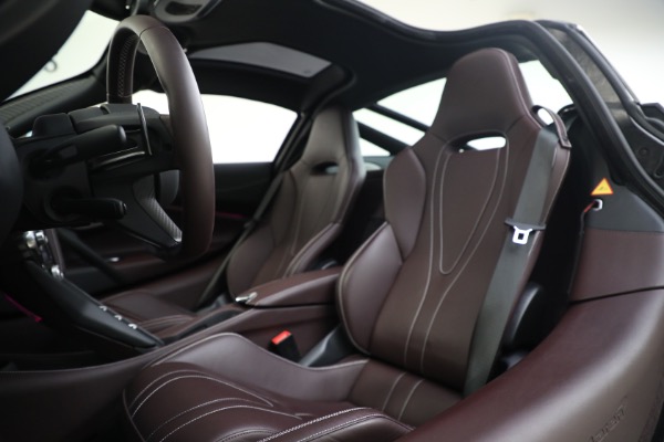 Used 2018 McLaren 720S Luxury for sale $273,900 at Maserati of Westport in Westport CT 06880 21