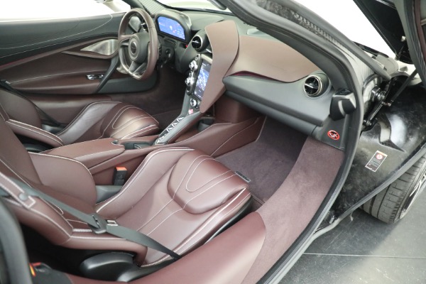 Used 2018 McLaren 720S Luxury for sale $273,900 at Maserati of Westport in Westport CT 06880 22