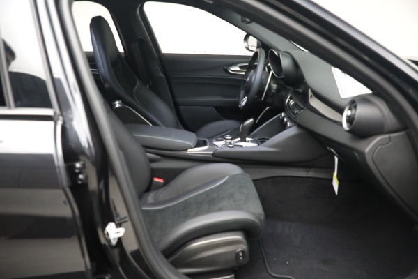 New 2023 Alfa Romeo Giulia Quadrifoglio for sale $77,900 at Maserati of Westport in Westport CT 06880 21