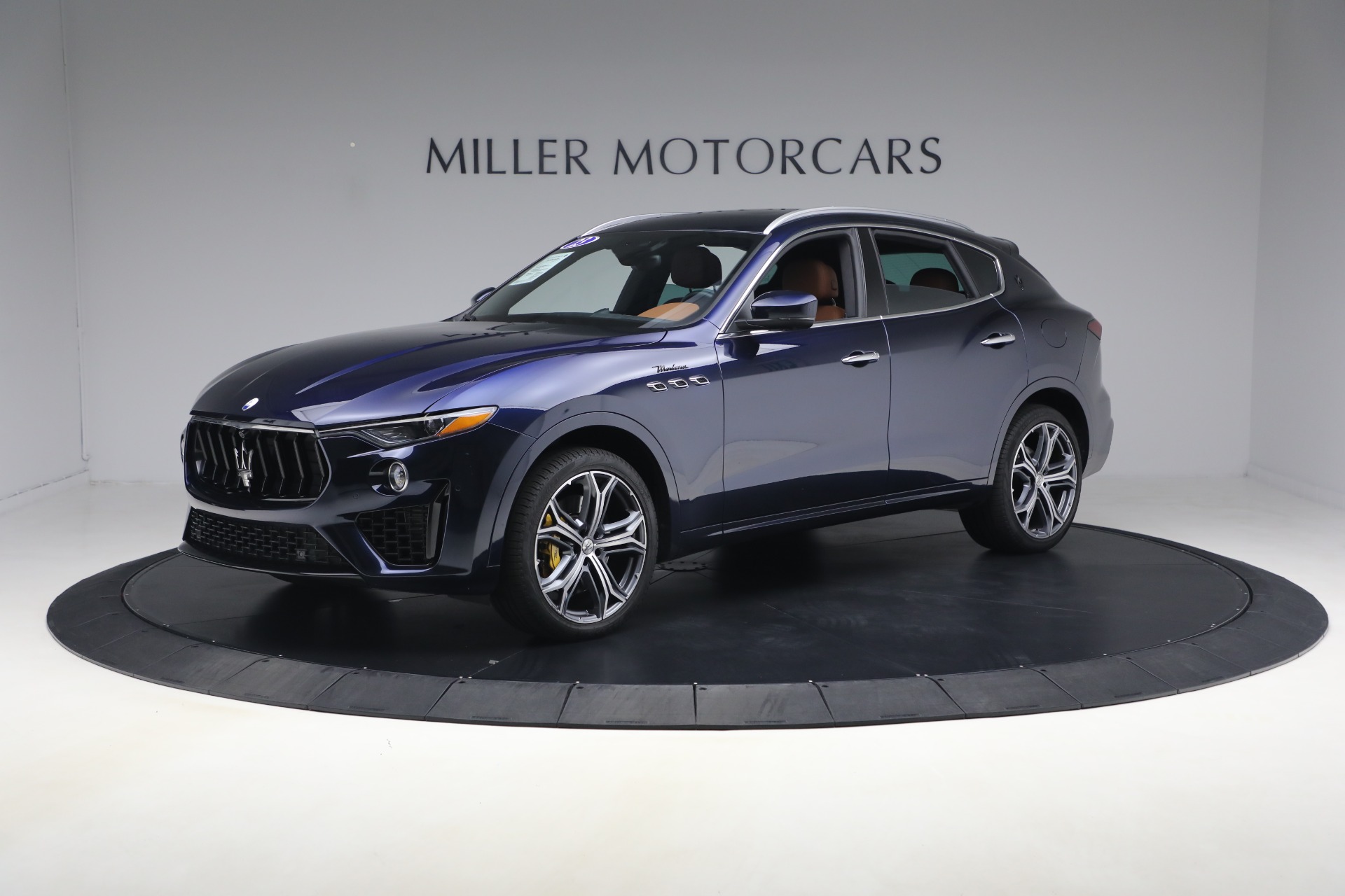 Used 2023 Maserati Levante Modena for sale $48,900 at Maserati of Westport in Westport CT 06880 1