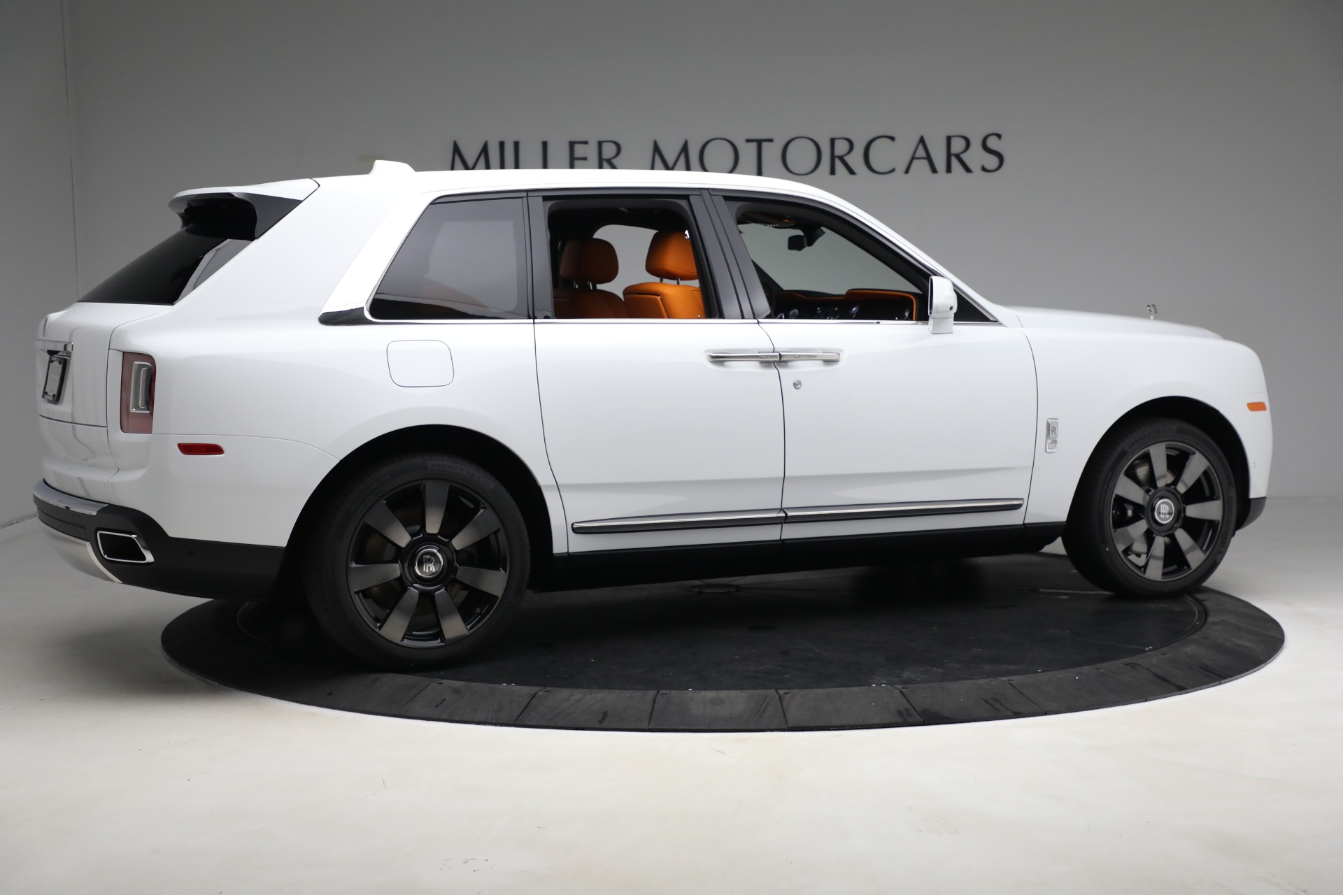 New 2023 Rolls-Royce Cullinan For Sale (Special Pricing 