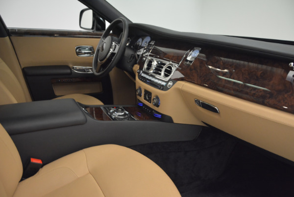 Used 2011 Rolls-Royce Ghost for sale Sold at Maserati of Westport in Westport CT 06880 27