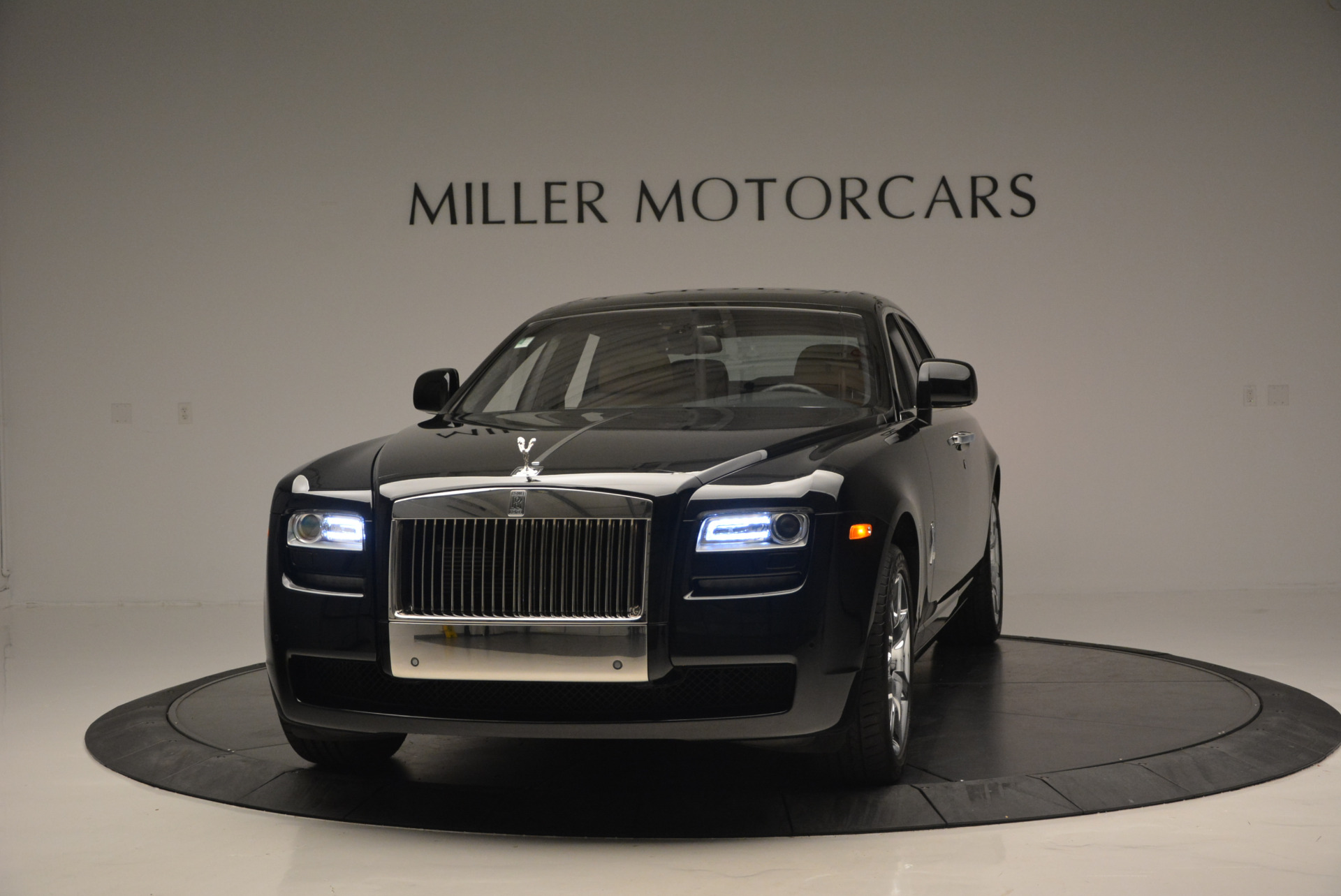 Used 2011 Rolls-Royce Ghost for sale Sold at Maserati of Westport in Westport CT 06880 1