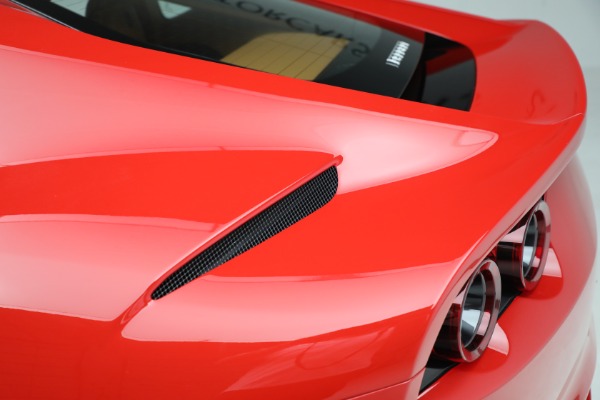Used 2018 Ferrari 812 Superfast for sale $385,900 at Maserati of Westport in Westport CT 06880 23