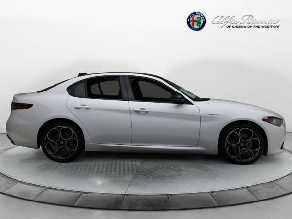 New 2023 Alfa Romeo Giulia Veloce for sale $53,085 at Maserati of Westport in Westport CT 06880 10