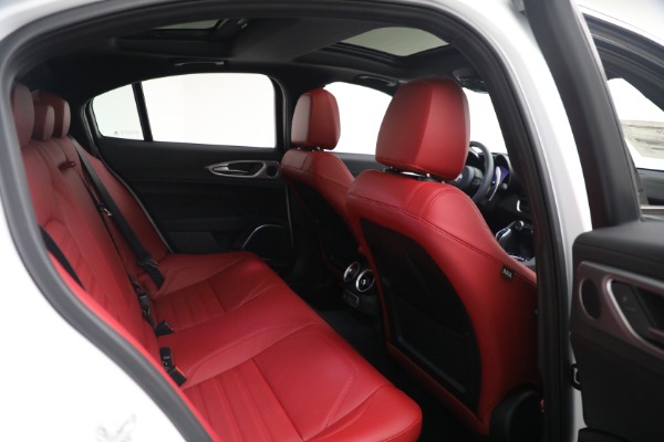 New 2023 Alfa Romeo Giulia Veloce for sale $53,085 at Maserati of Westport in Westport CT 06880 26