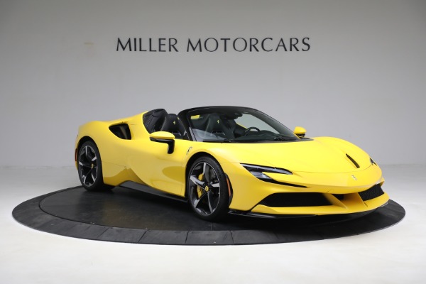 Used 2022 Ferrari SF90 Spider for sale Sold at Maserati of Westport in Westport CT 06880 11